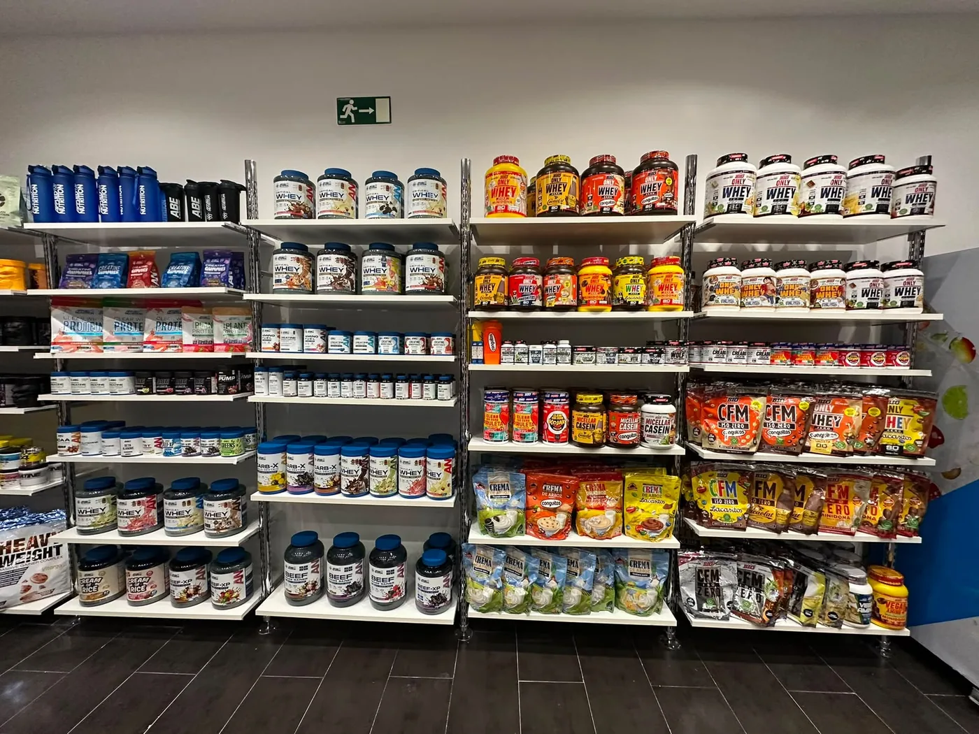 USAFITNESS C.C GRANCASA - tienda de nutrición deportiva y suplementos en Zaragoza (foto 1)